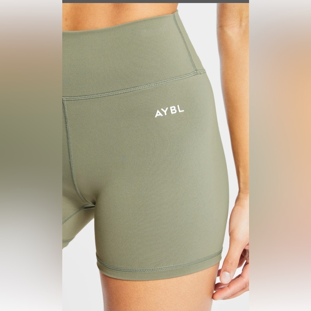 AYBL Women's Olive Green Shorts Size‎ Small